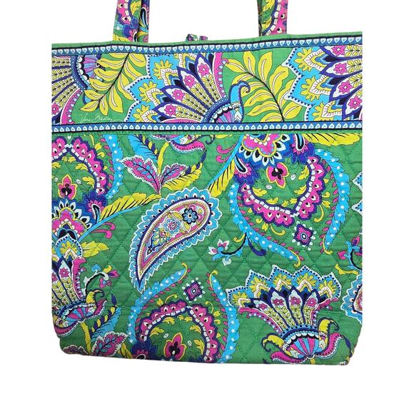 Vera Bradley Large Green Paisley Floral Quilted Tote Bag 3 Internal Pockets - Picture 3 of 5